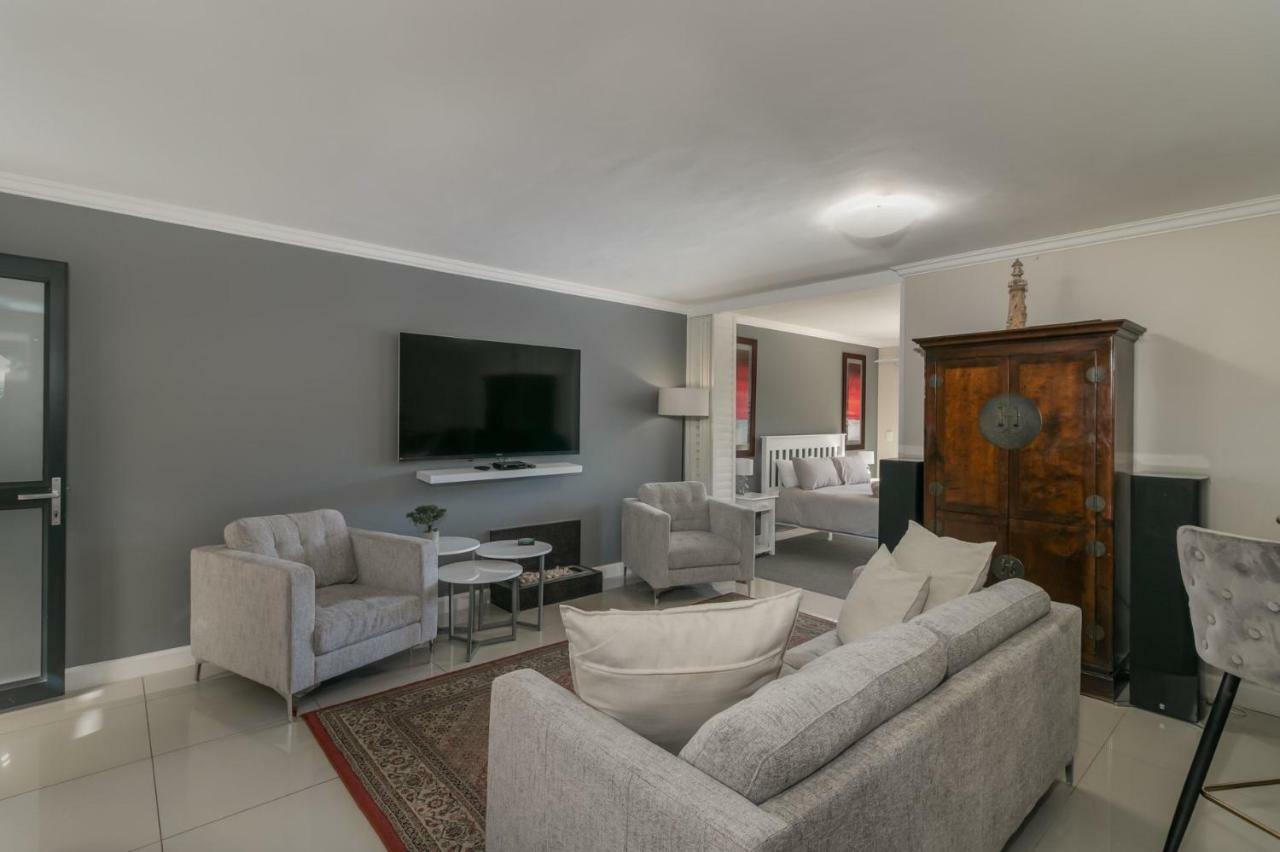 Blue Moon Apartments Найсне Экстерьер фото