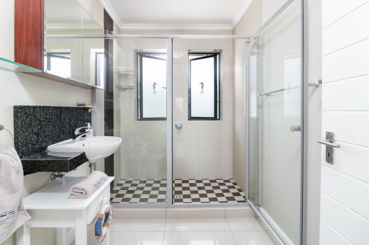 Blue Moon Apartments Найсне Экстерьер фото